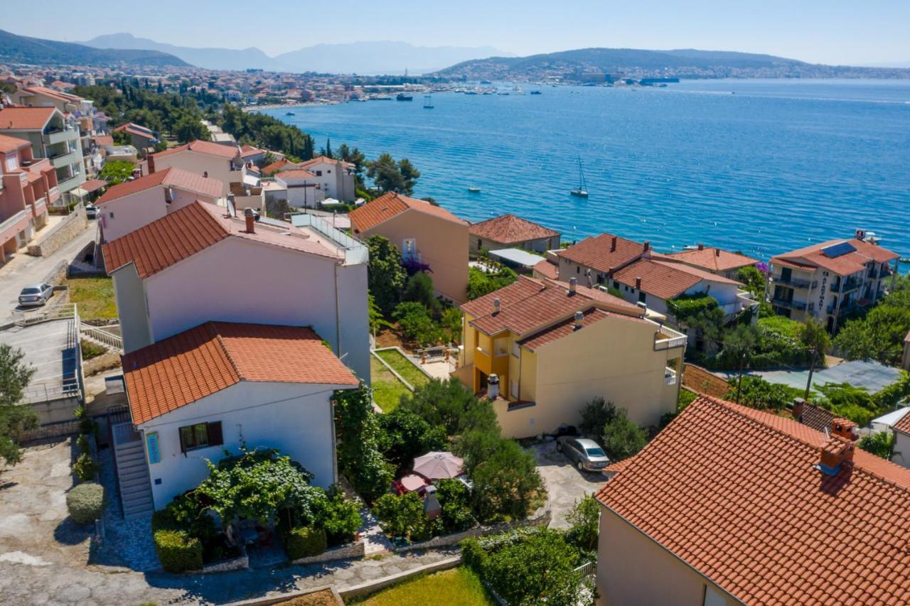 Vesna&Ivan Trogir Eksteriør billede